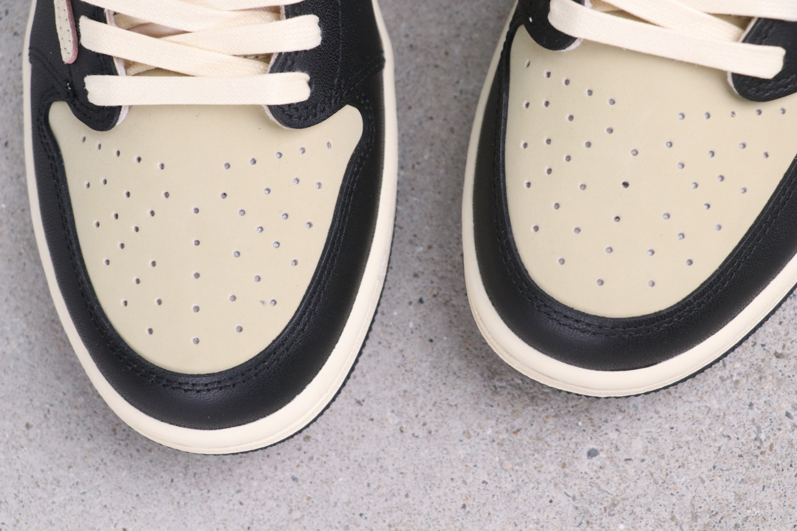 20251115/Nike_251115-2